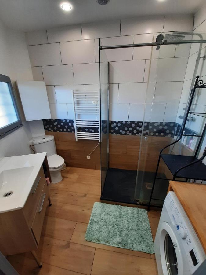 Residence Chateau Leenhardt - Appartement T2 Face A La Mer لو غراو دو روا المظهر الخارجي الصورة